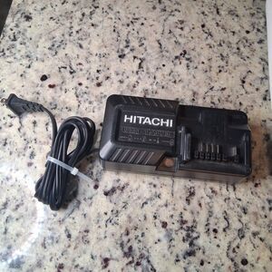 Hitachi UC18YKSL 14.4V–18V Li-Ion Battery Charger OEM Tested Working 120V